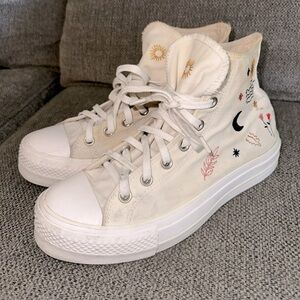 Converse High Top Platform It’s Okay To Wander Shoes Size 9